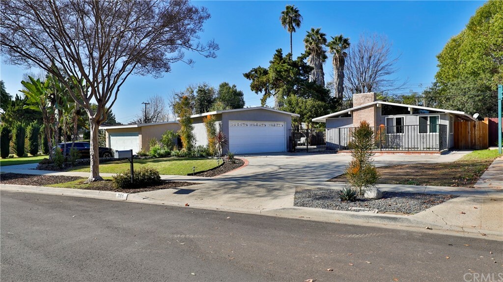 Property Photo:  741 N Dexford Drive  CA 90631 