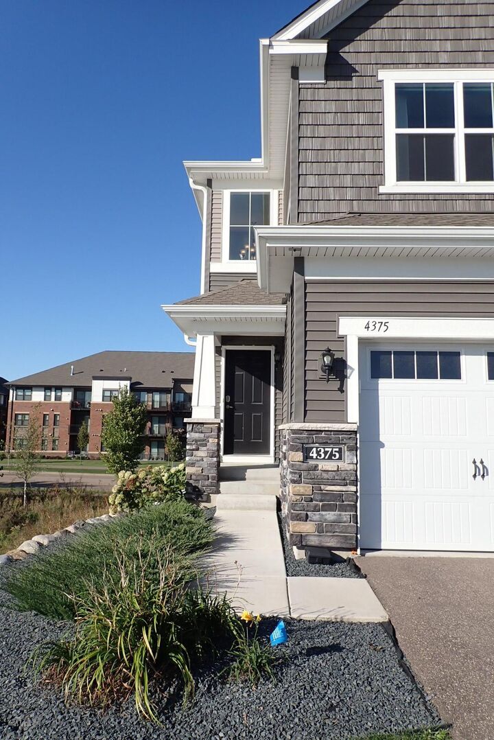 4375 Corn Silk Court  Woodbury MN 55129 photo