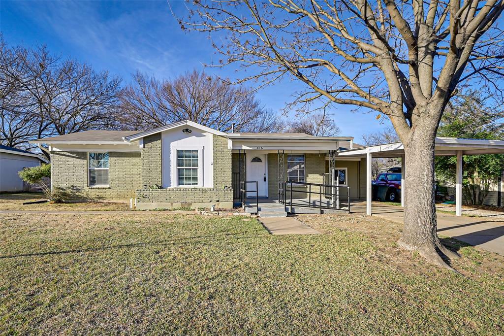 Property Photo:  406 Hillcrest Street  TX 76063 