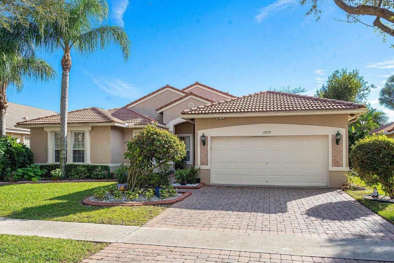 Property Photo:  12039 Oakvista Drive  FL 33437 