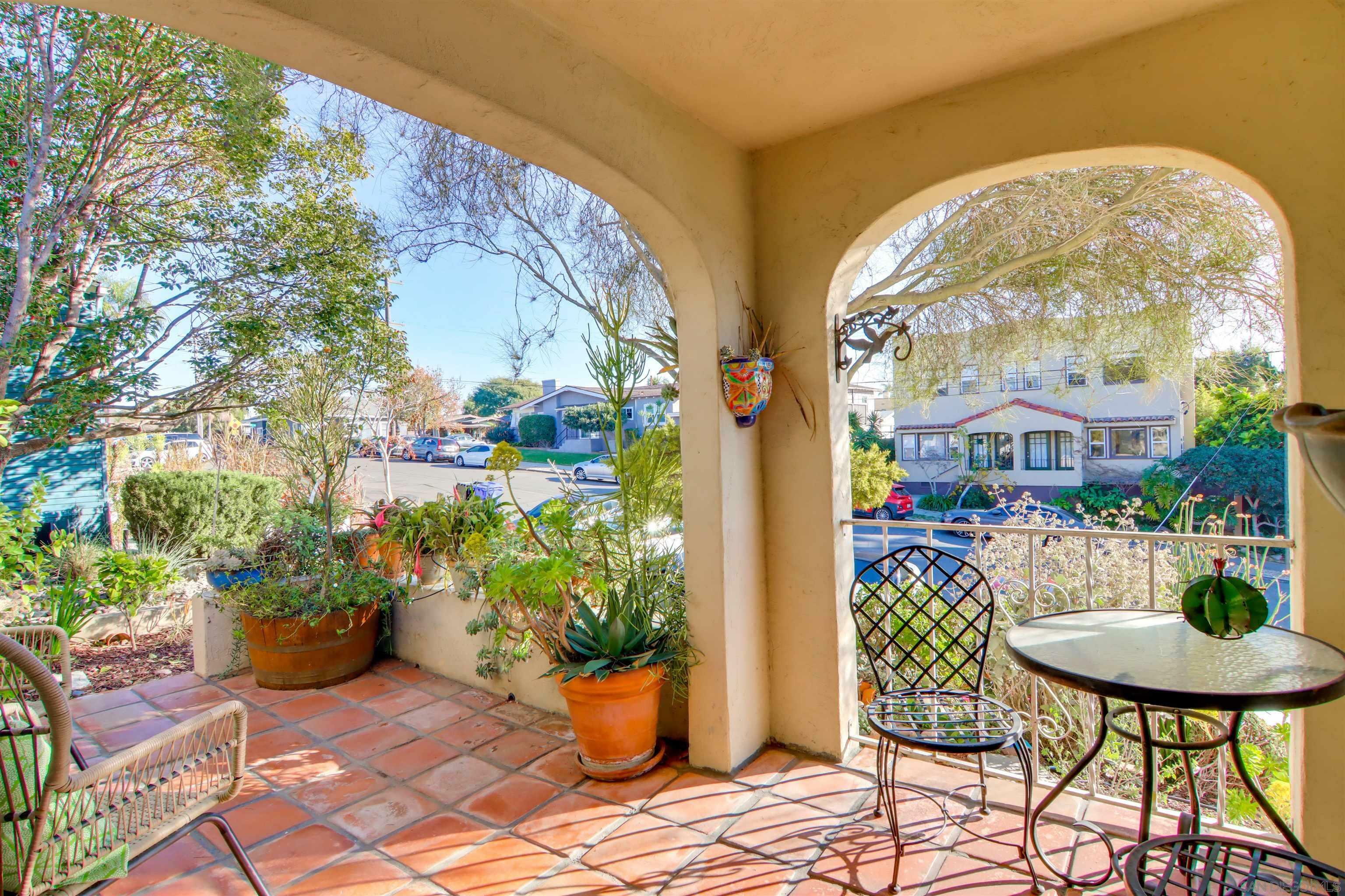 Property Photo:  2902 Juniper Street  CA 92104 