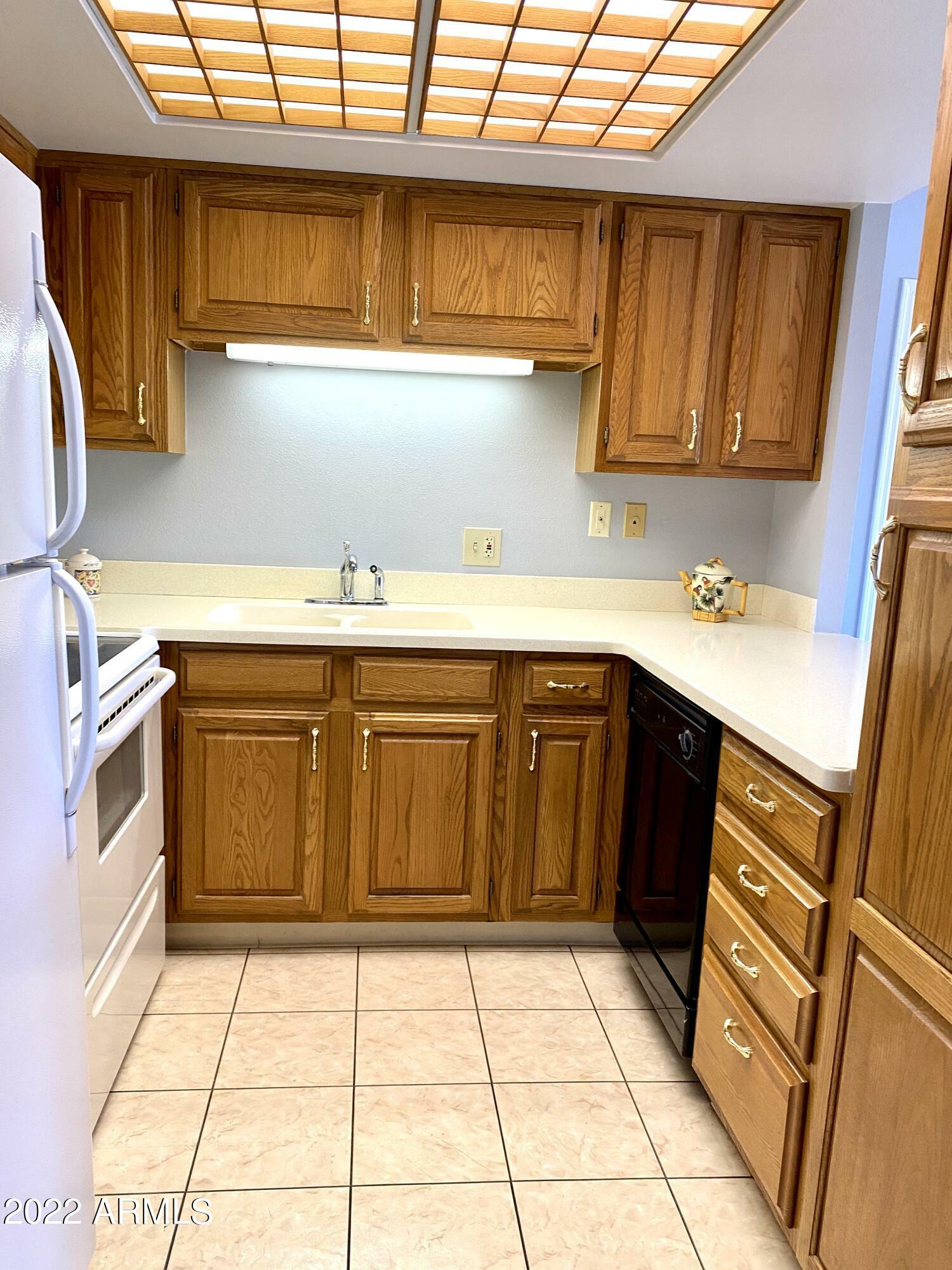 Property Photo:  10330 W Thunderbird Boulevard C319  AZ 85351 