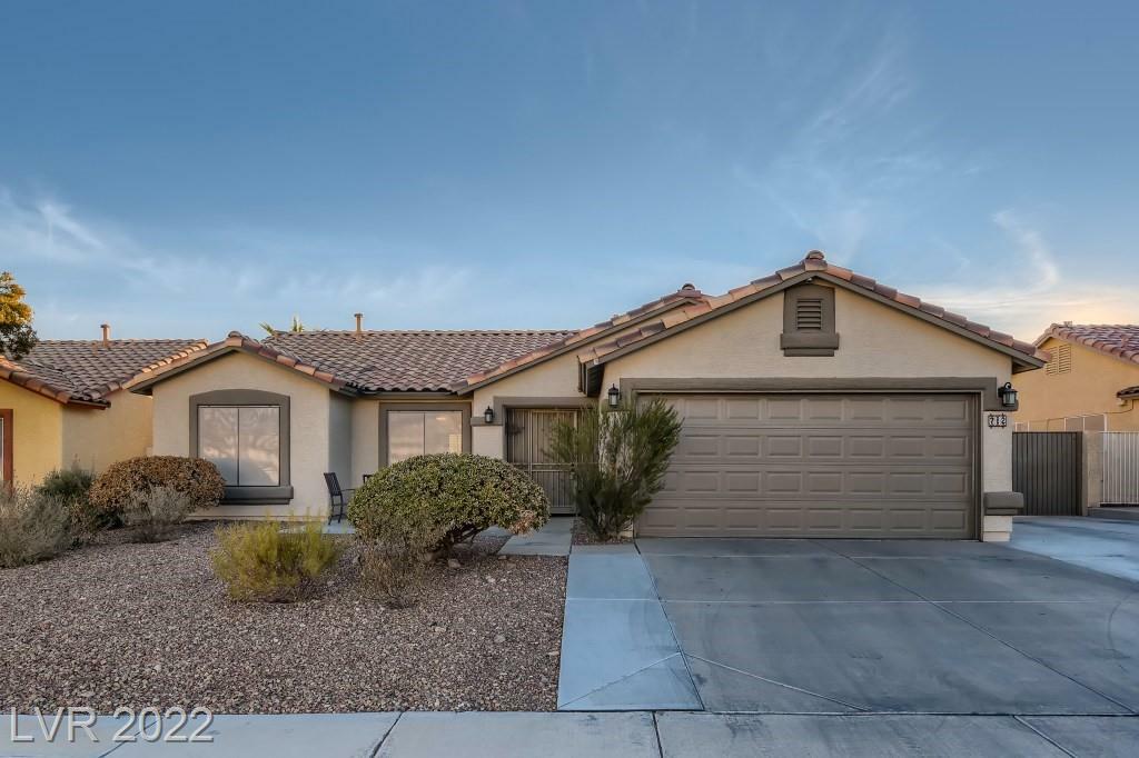 Property Photo:  712 Saratoga Springs Street  NV 89015 