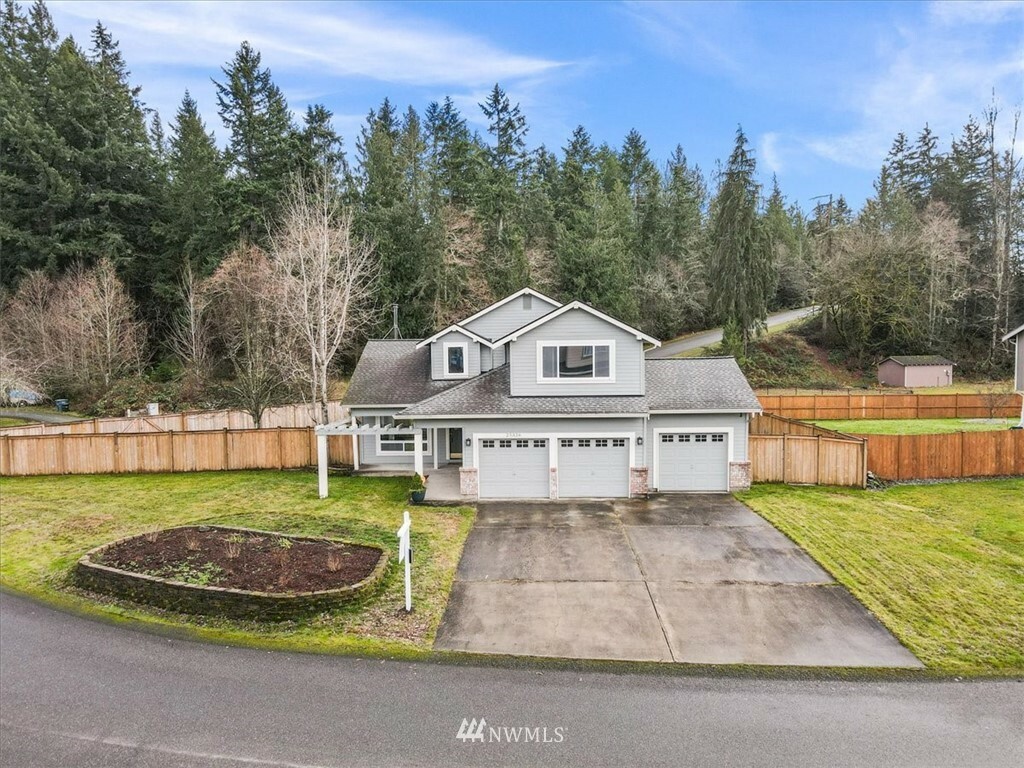 Property Photo:  25326 155th Street E  WA 98321 