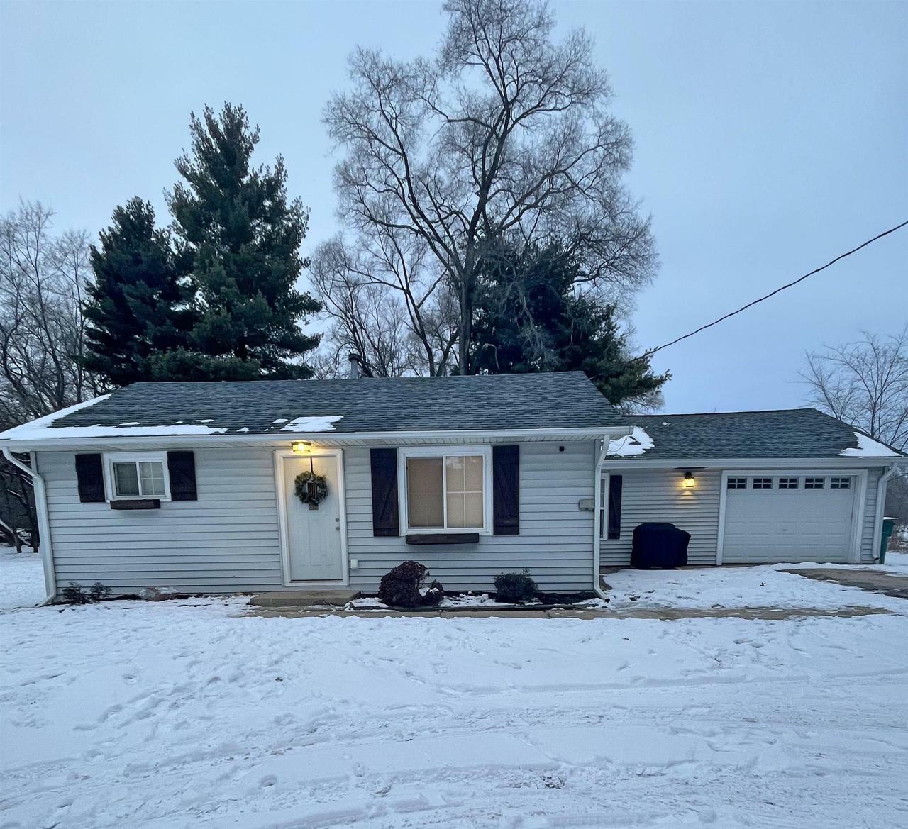 Property Photo:  3244 West B R Townline Rd  WI 53511 