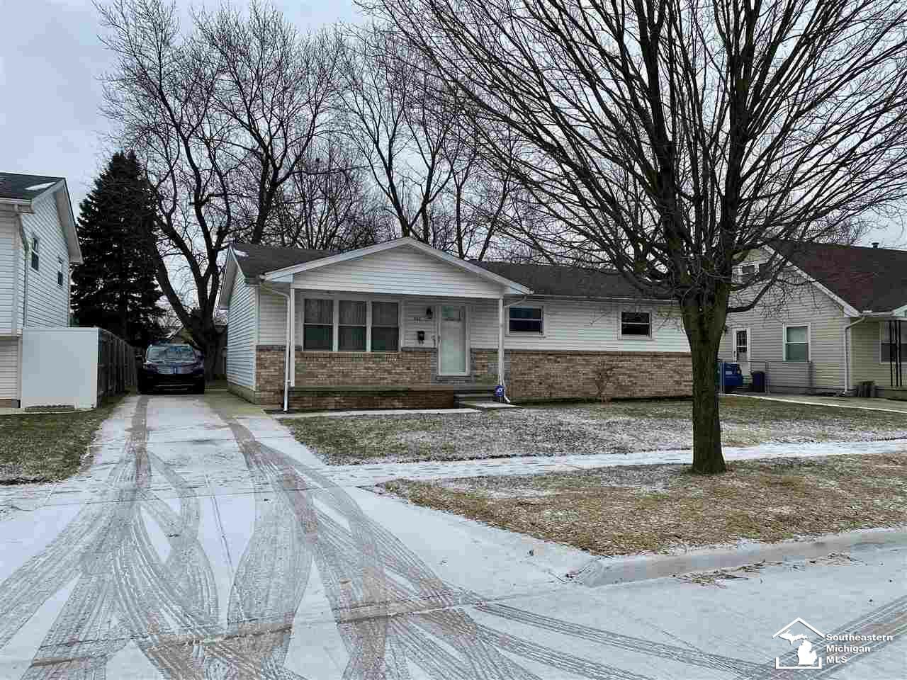 Property Photo:  580 Toll St.  MI 48162 