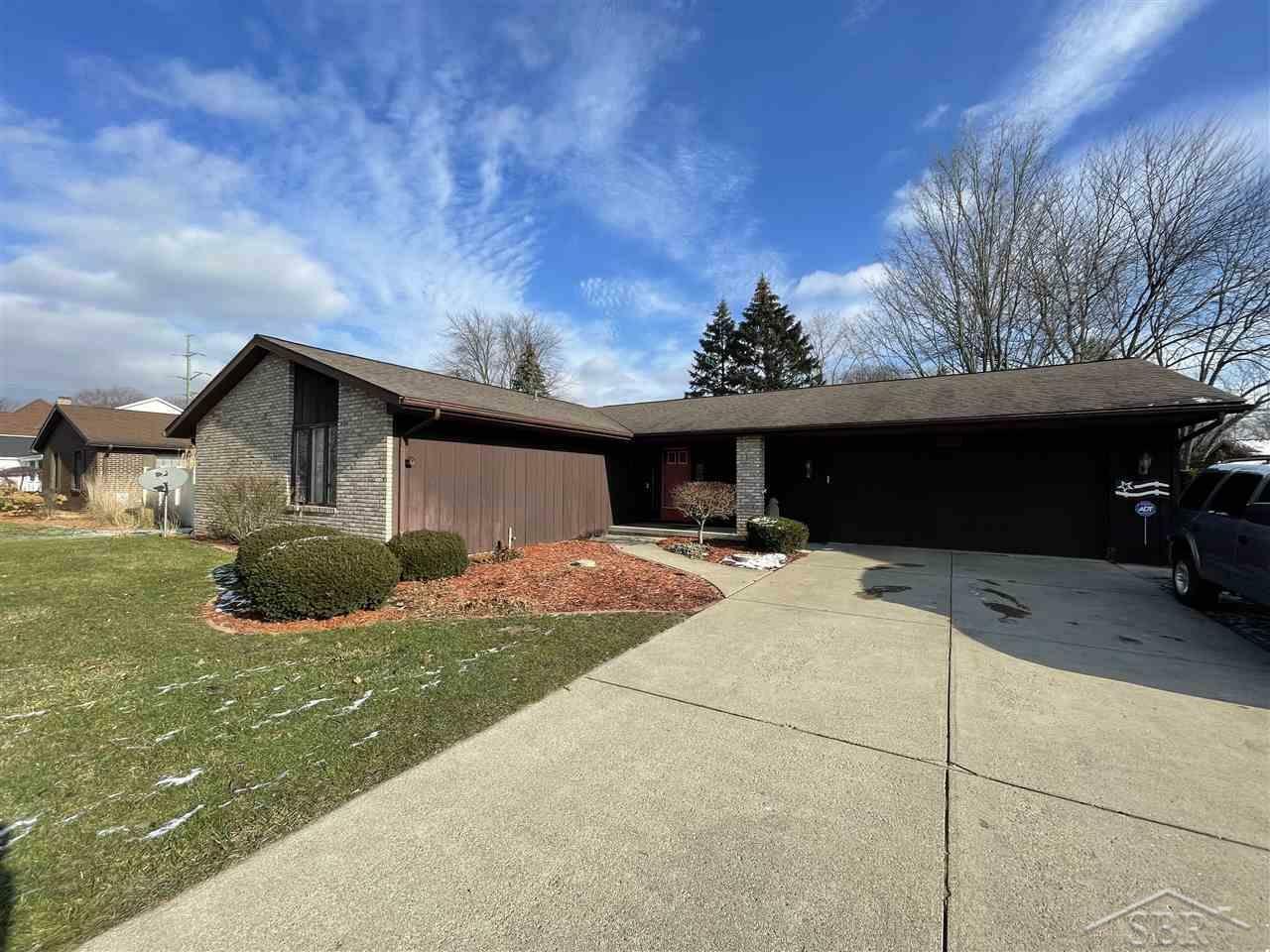 Property Photo:  2622 E Chapel Dr.  MI 48603 