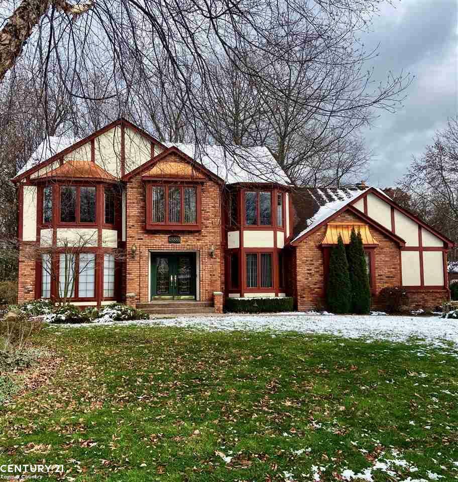 Property Photo:  48888 Golden Oaks Ln  MI 48317 