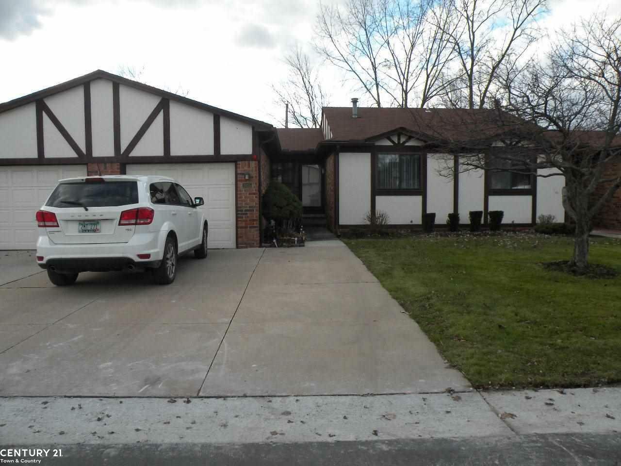 Property Photo:  26255 Albert J  MI 48091 