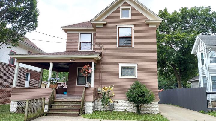 638 W Galena Boulevard  Aurora IL 60506 photo