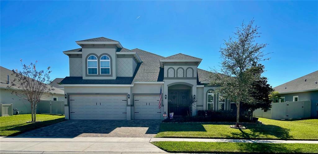 Property Photo:  2409 Riviera Lane  FL 34715 