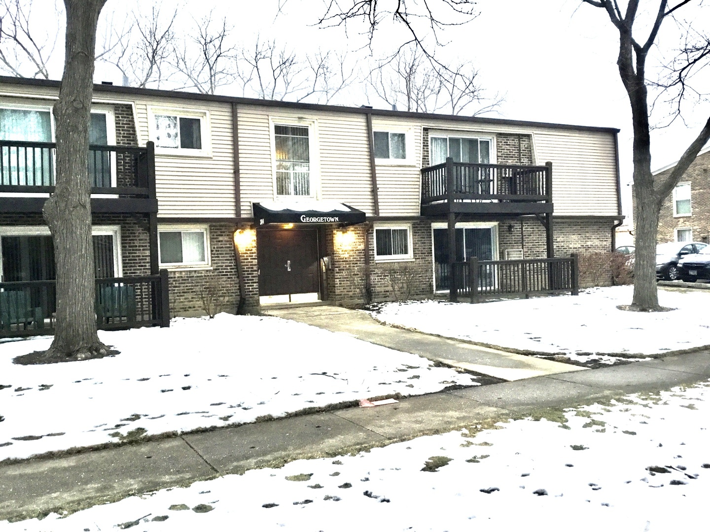 Property Photo: 304 N Carter Street 102 IL 60067