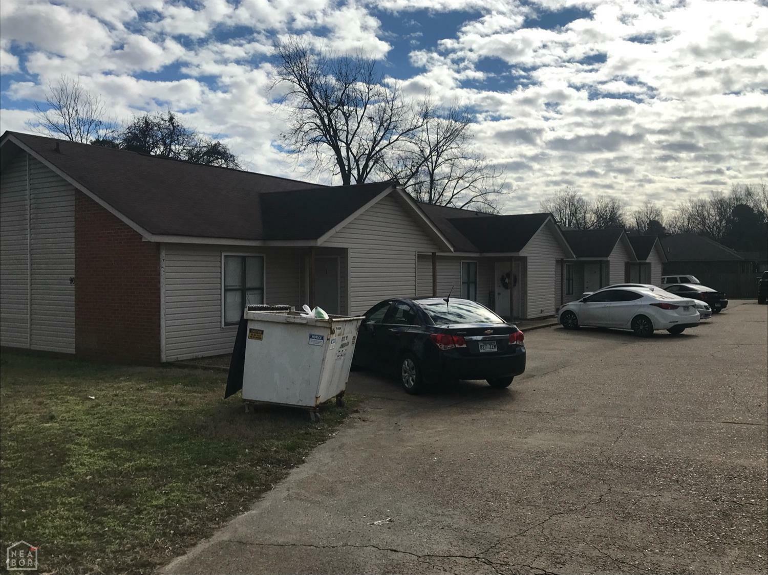 Property Photo: 909 Warner Avenue AR 72401