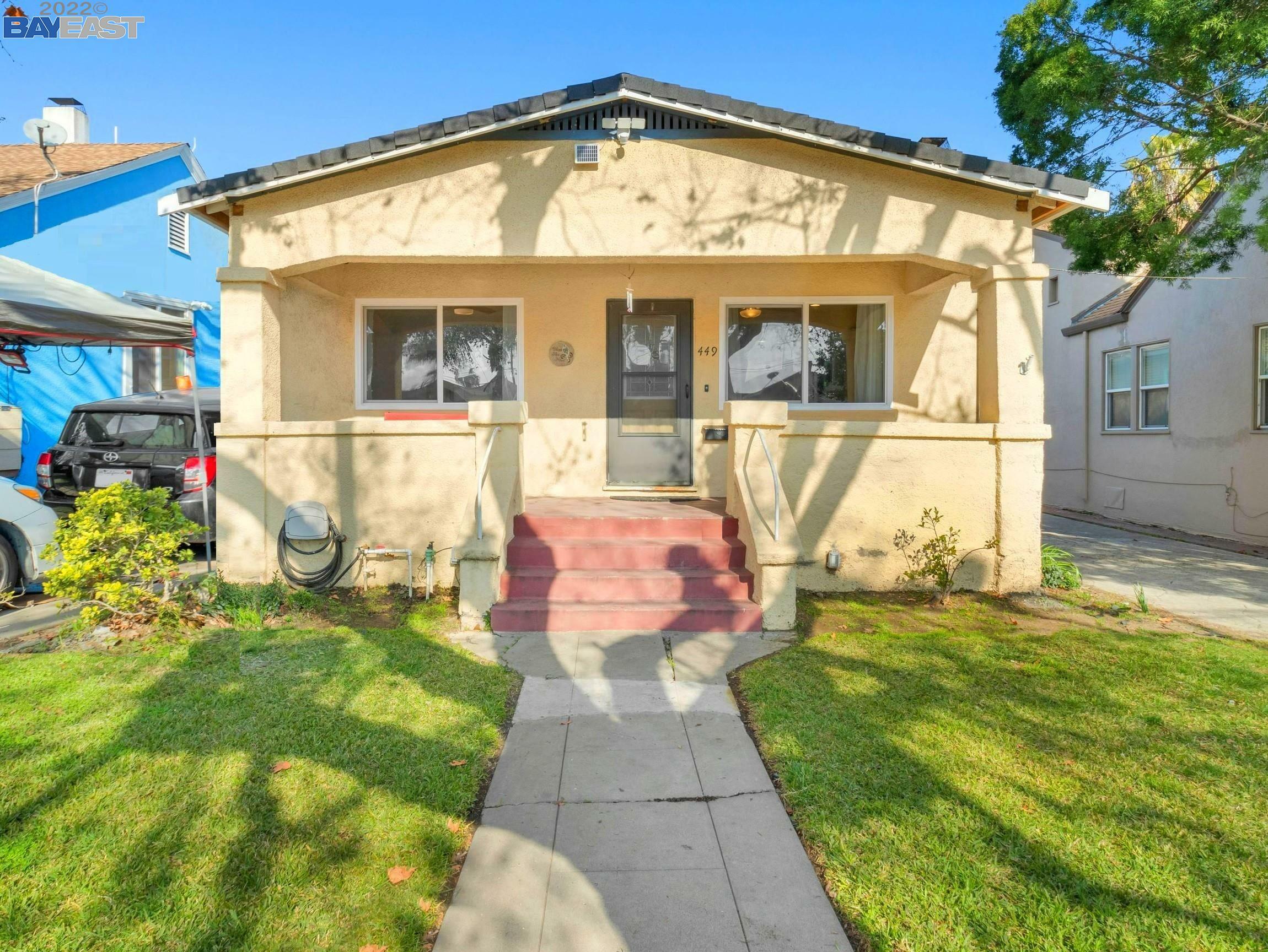 Property Photo: 449 E 12 Th Street CA 94565