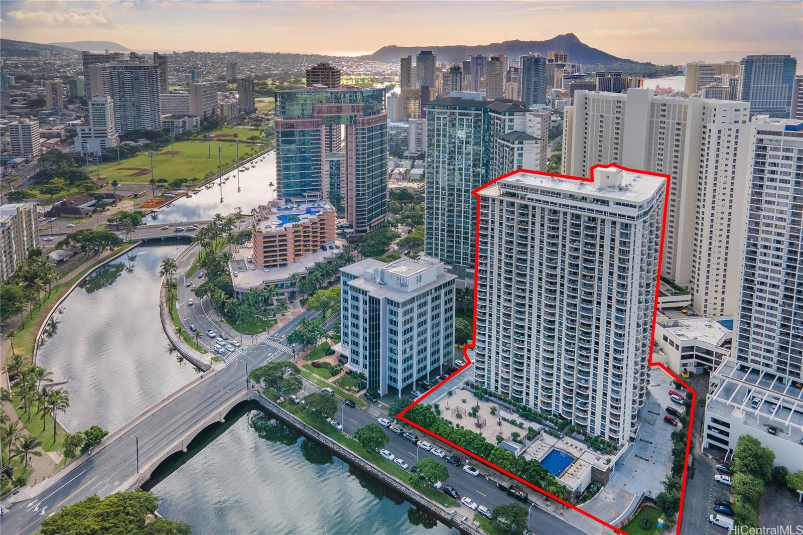 Property Photo: 1717 Ala Wai Boulevard Phii7 HI 96815