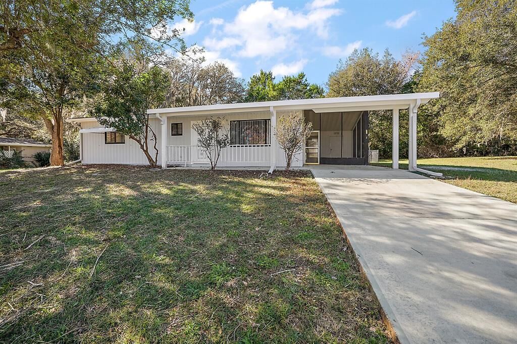 Property Photo: 10380 SW 92nd Court FL 34481