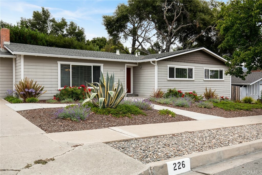 Property Photo:  226 Highland Drive  CA 93405 