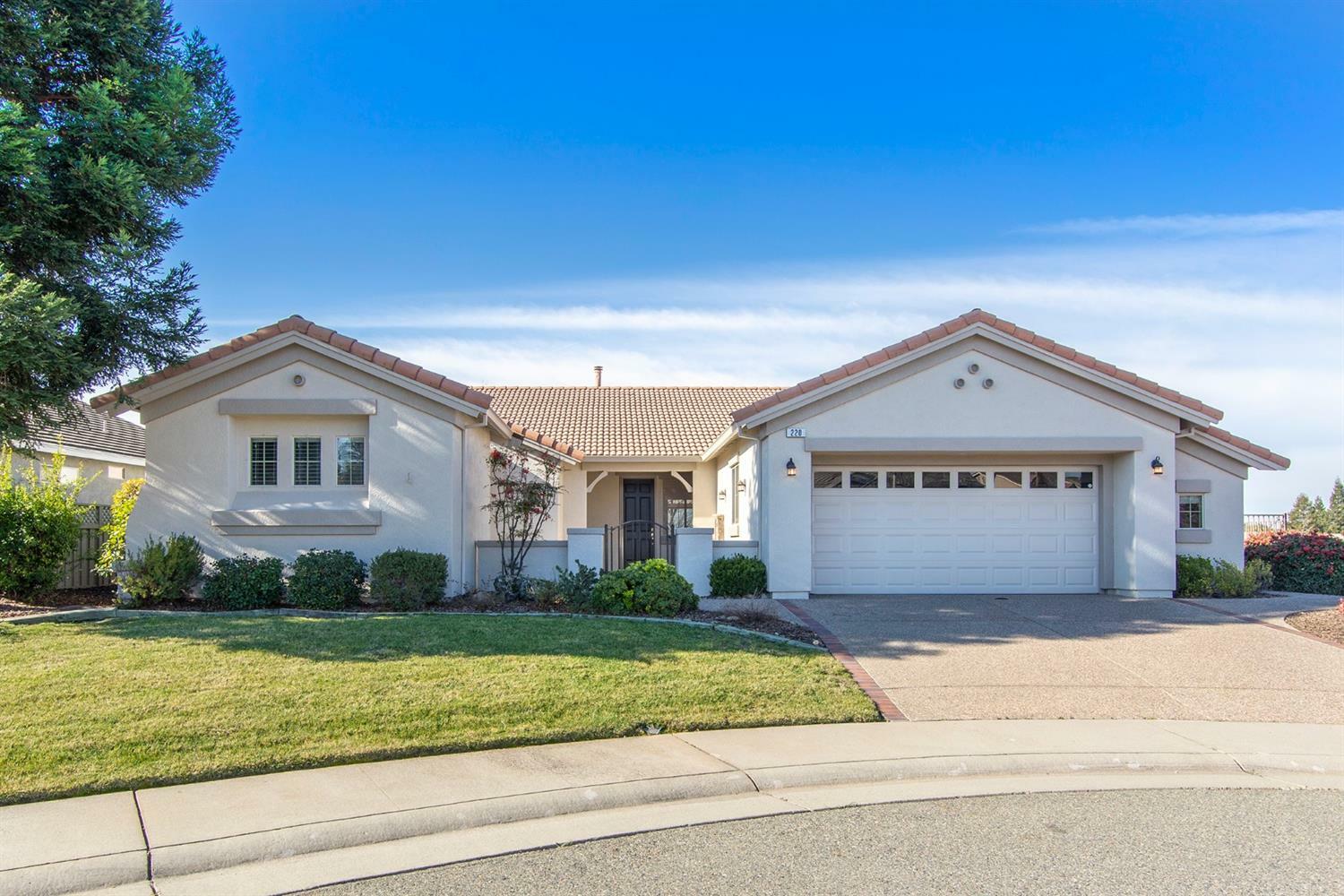 Property Photo:  220 Norden Court  CA 95648 