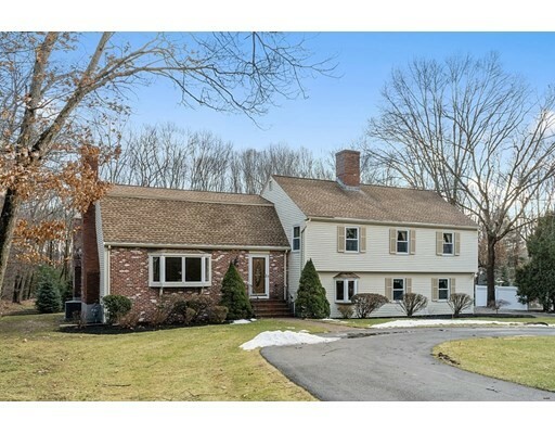 7 Lantern Lane  Lynnfield MA 01940 photo