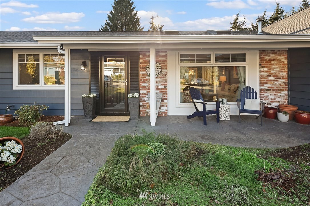 Property Photo:  11811 NE 133rd Place  WA 98034 