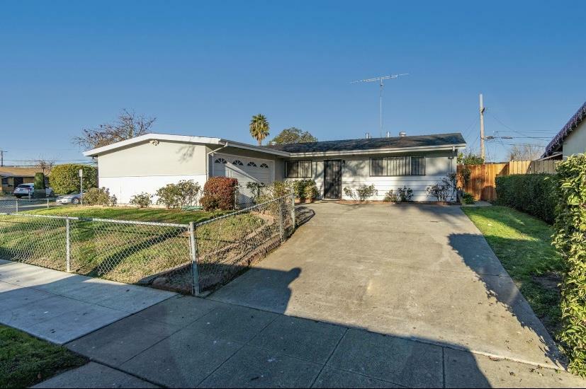 Property Photo:  2057 Georgia Avenue  CA 95122 