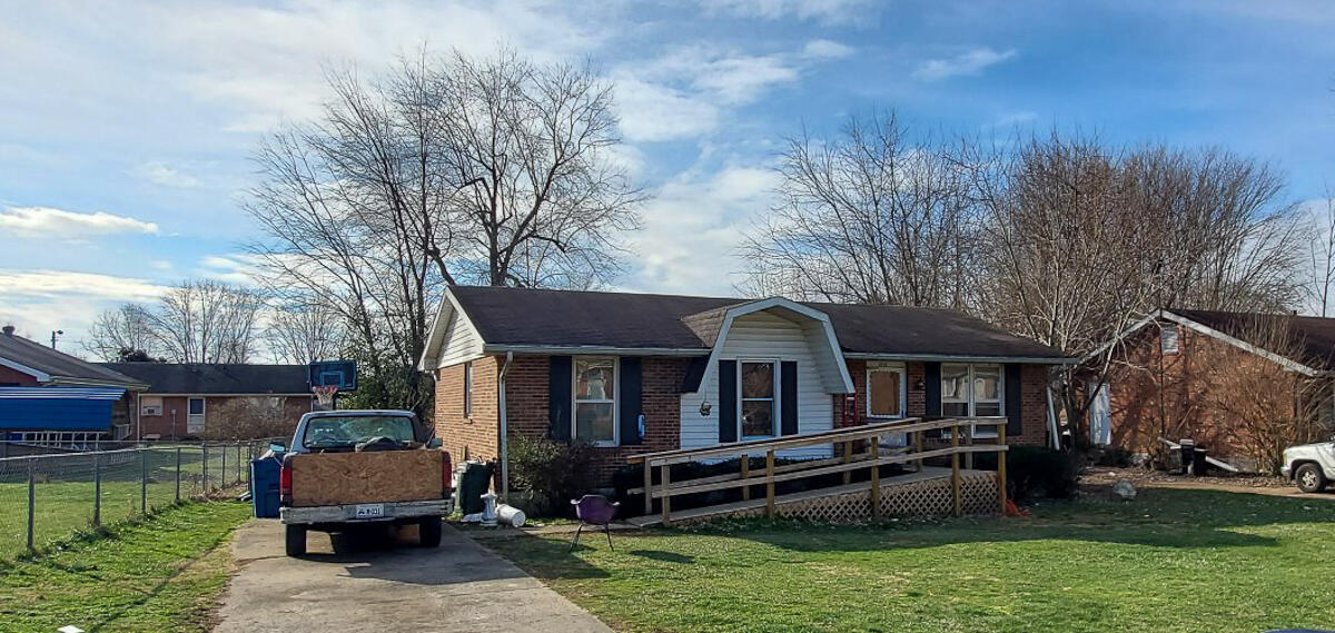 Property Photo: 1016 Ridge Way Drive KY 40422
