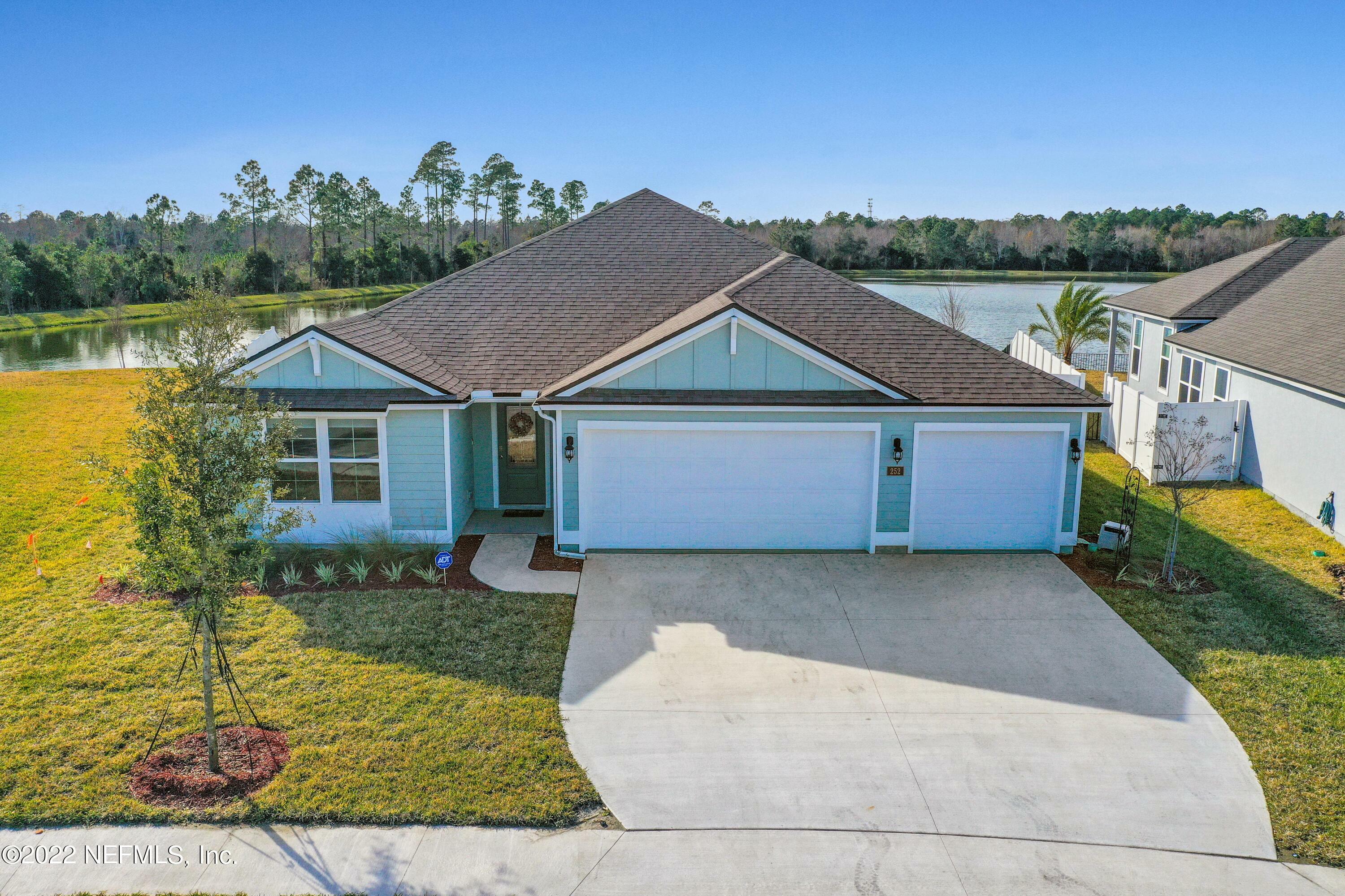 Property Photo:  252 Sunstone Court  FL 32086 