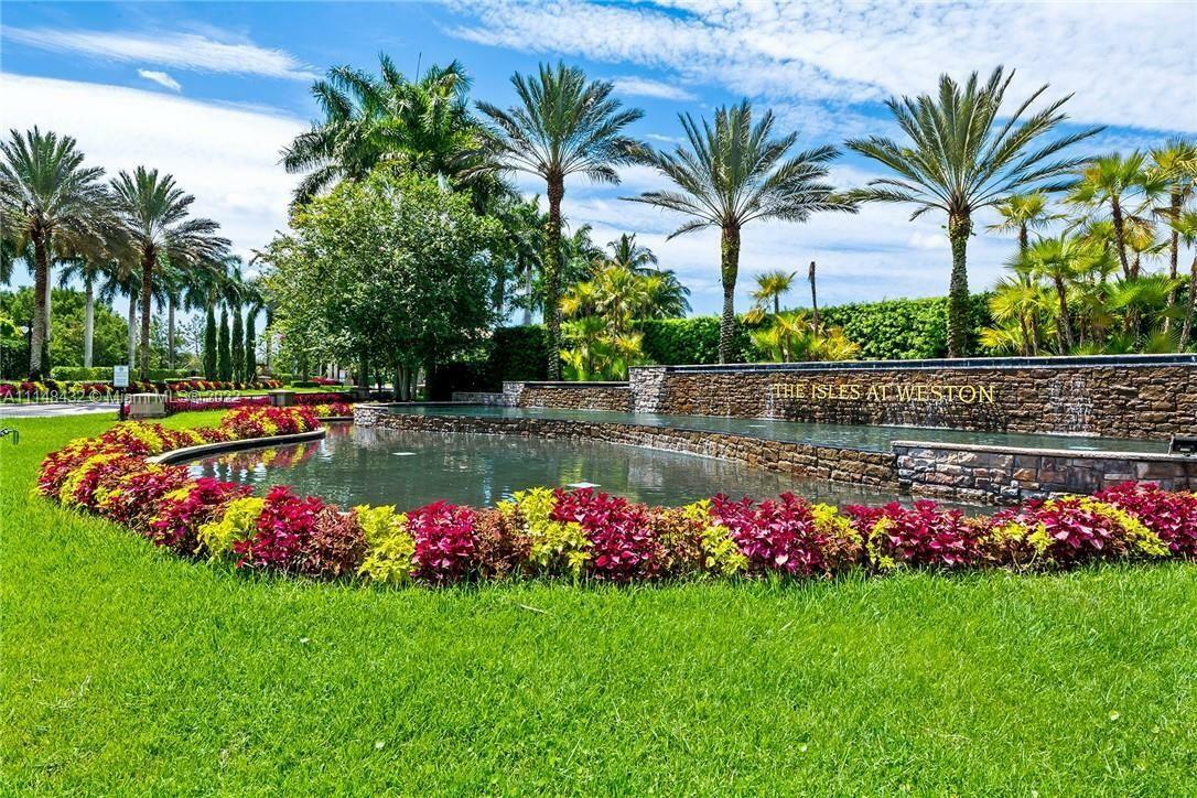 3966 W Hibiscus St  Weston FL 33332 photo