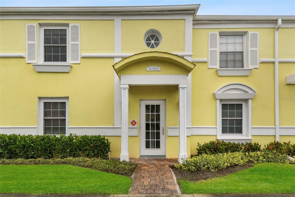 Property Photo:  4985 Coquina Key Drive SE A  FL 33705 