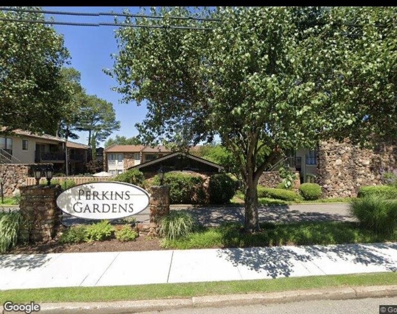 Property Photo:  431 S Perkins Rd 431  TN 38117 