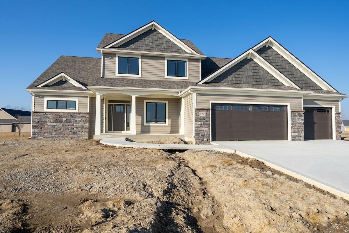 Property Photo: 18710 Eisley Cove IN 46706