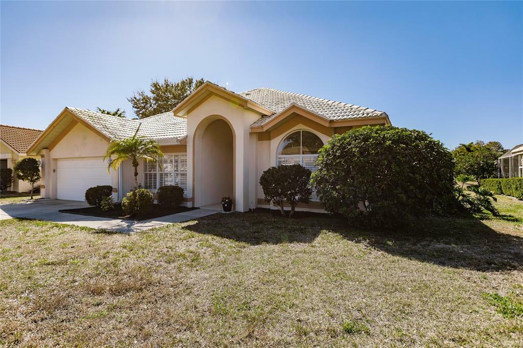Property Photo: 1115 Deardon Drive FL 34292