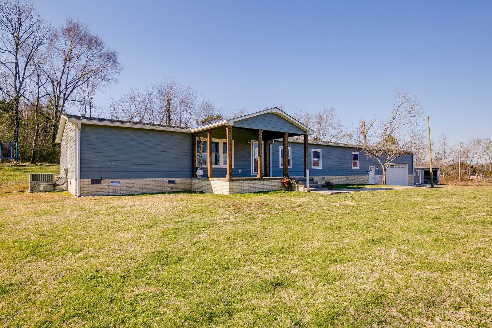 Property Photo: 4714 Bluebird Rd TN 37090