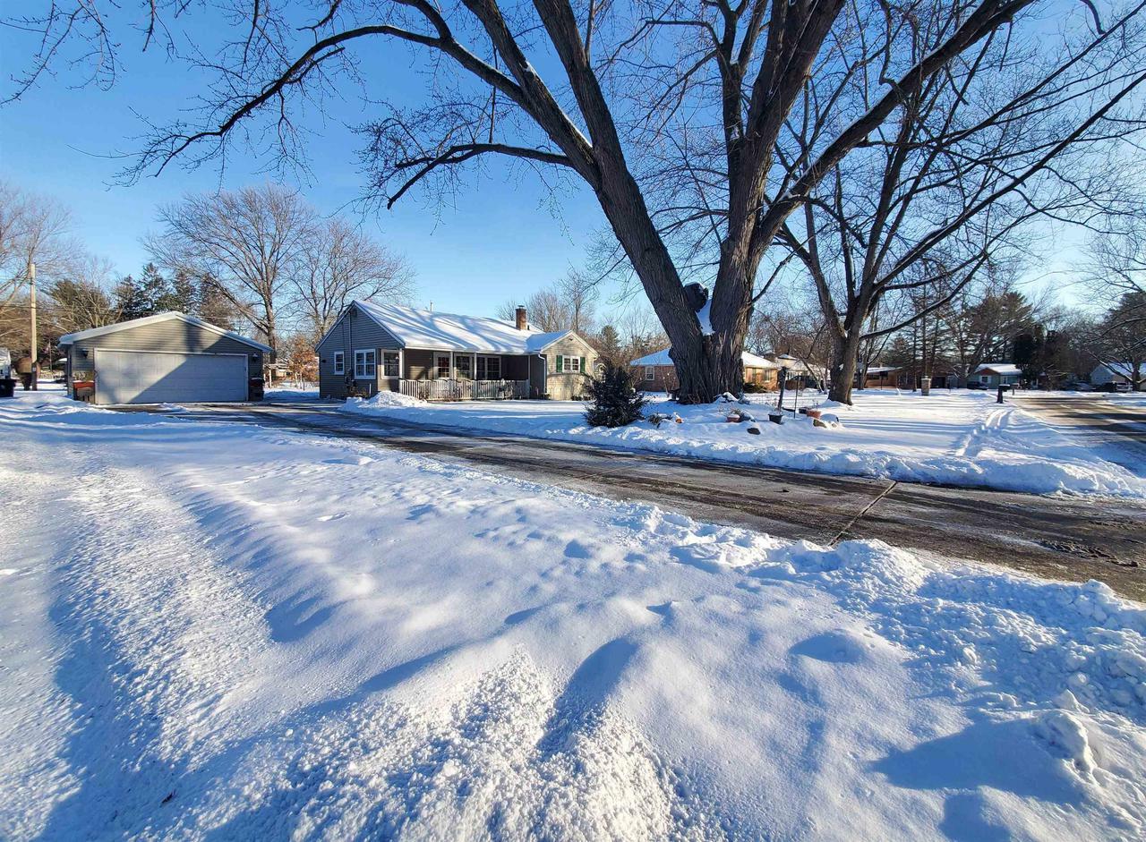 Property Photo:  2519 East Hill Rd  WI 53511 