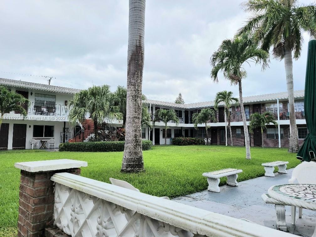 Property Photo: 1150 Atlantic Shores Blvd 610 FL 33009