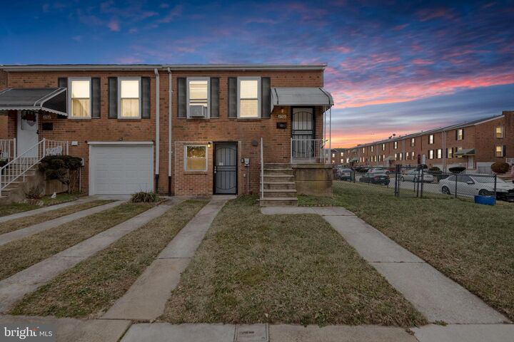 2700 Phillips Terrace  Philadelphia PA 19153 photo