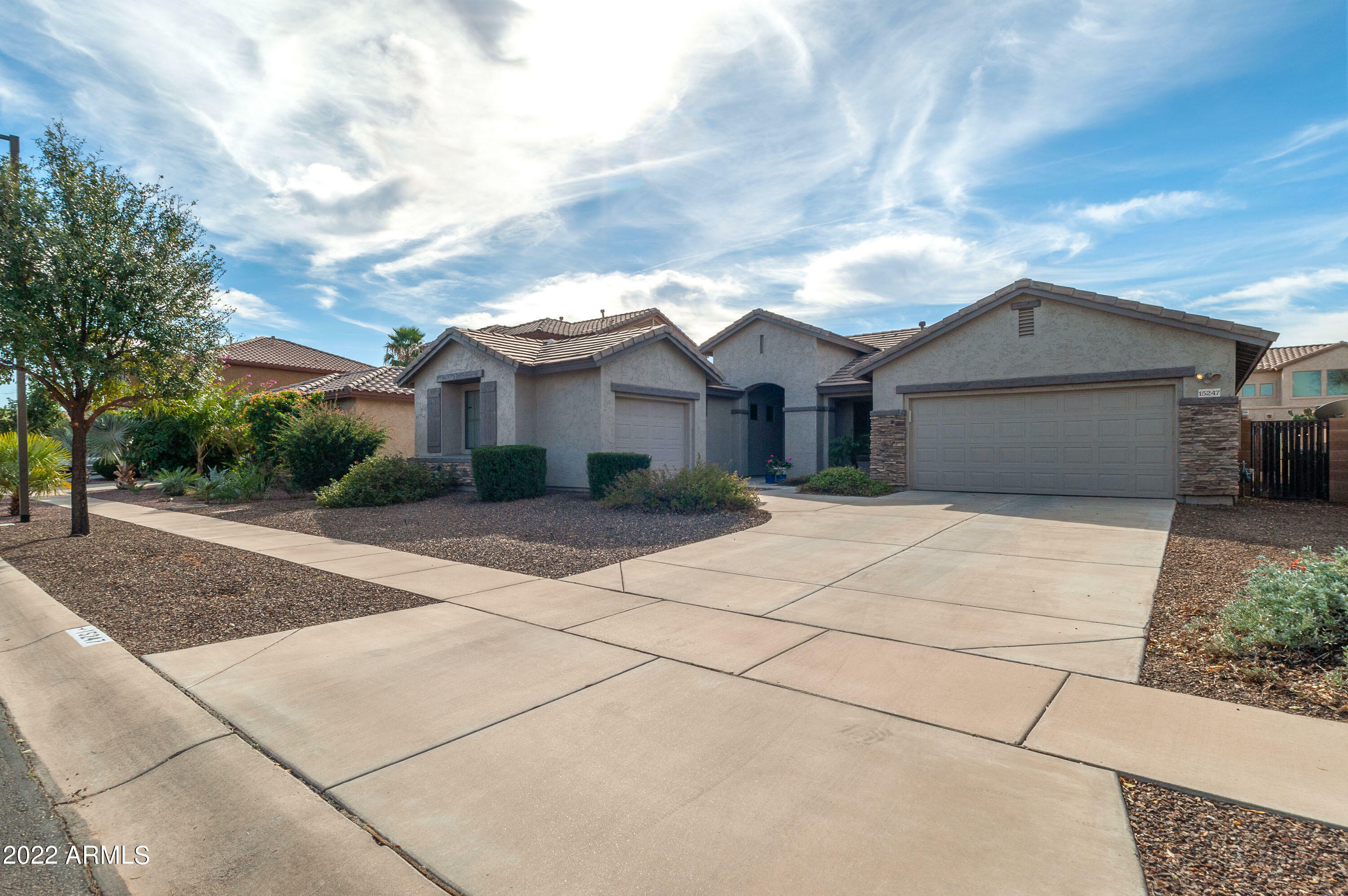 Property Photo:  15247 W Redfield Road  AZ 85379 