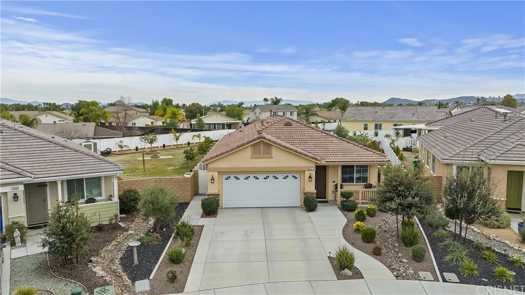 Property Photo:  26747 Opalescent Drive  CA 92584 