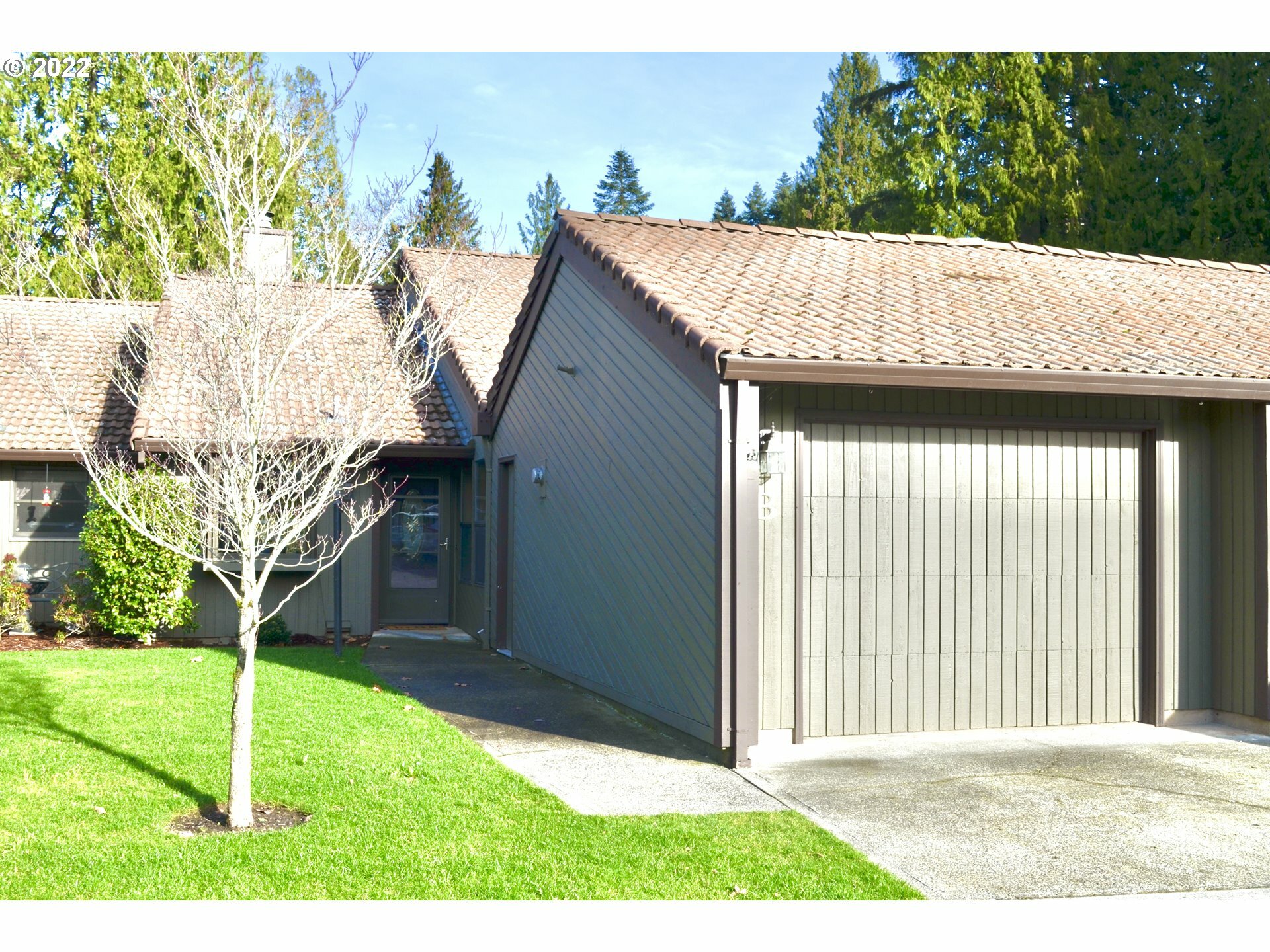 Property Photo:  13838 NW 10th Ct B  WA 98685 