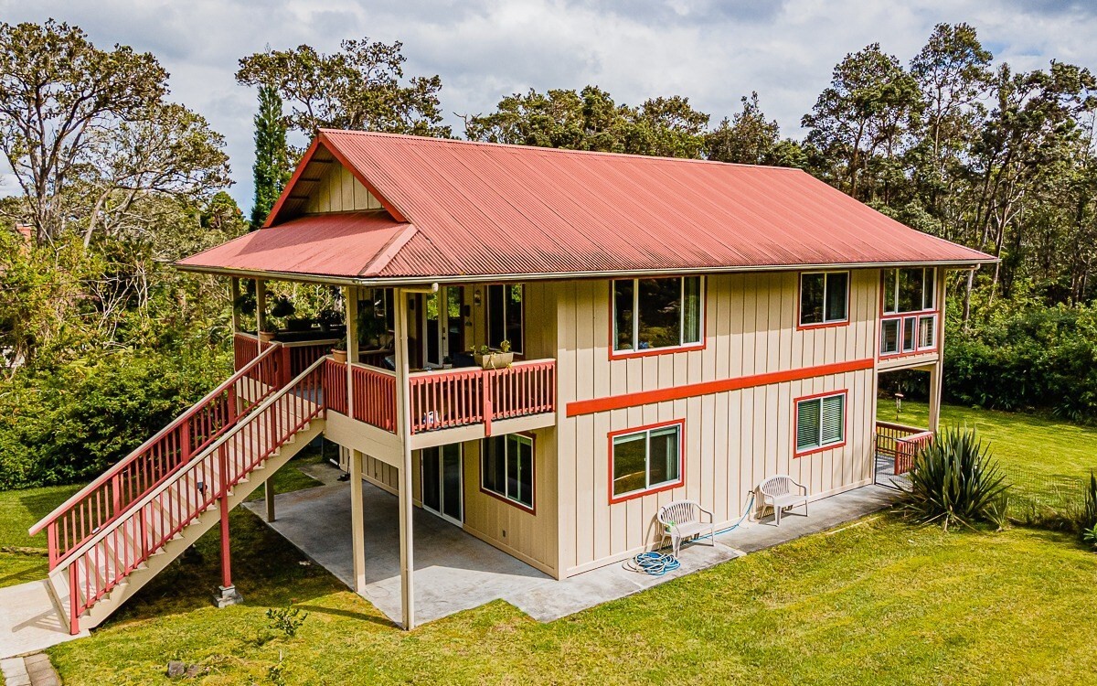 Property Photo:  19-4035 Kilauea Rd  HI 96785 