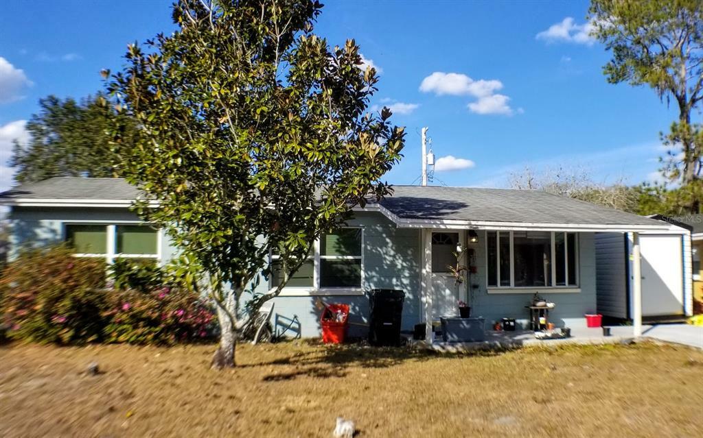 Property Photo:  1528 SE 12th Place  FL 32641 