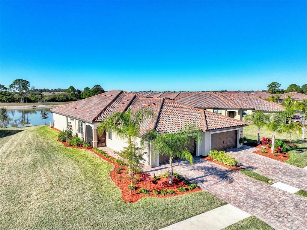 Property Photo: 12296 Amica Loop FL 34293