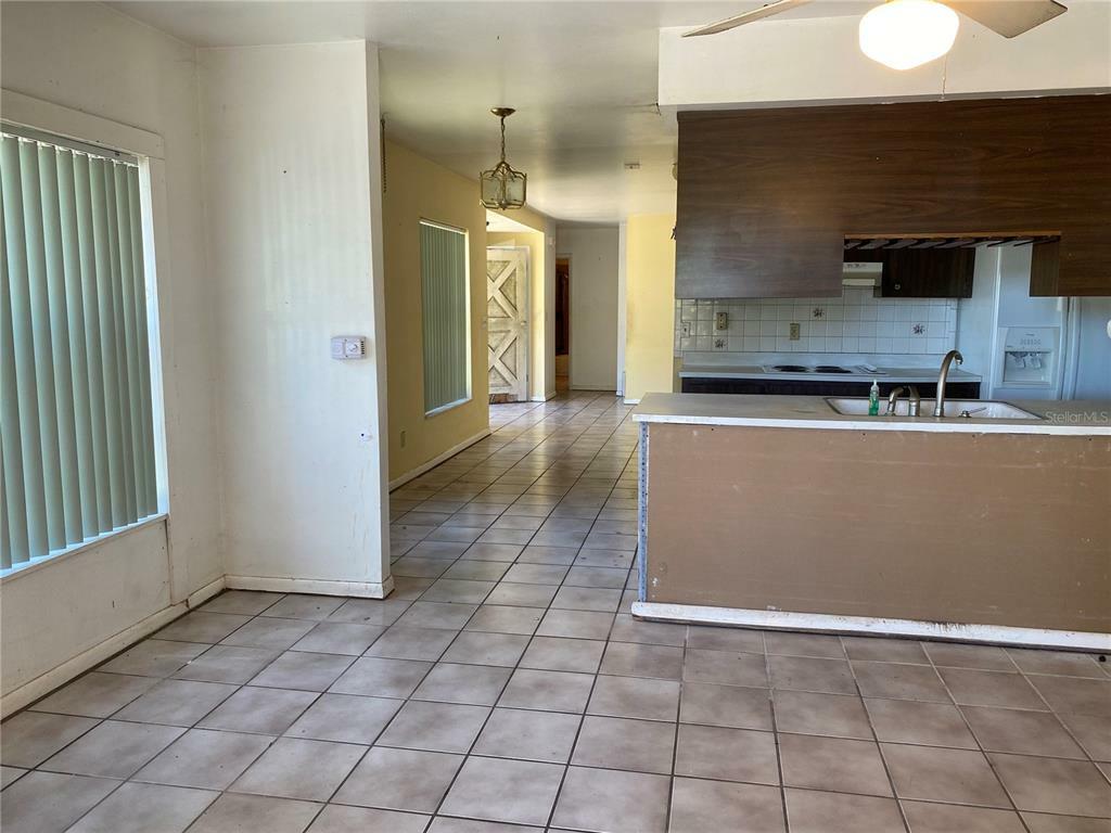 Property Photo:  4602 Gallagher Road  FL 33565 