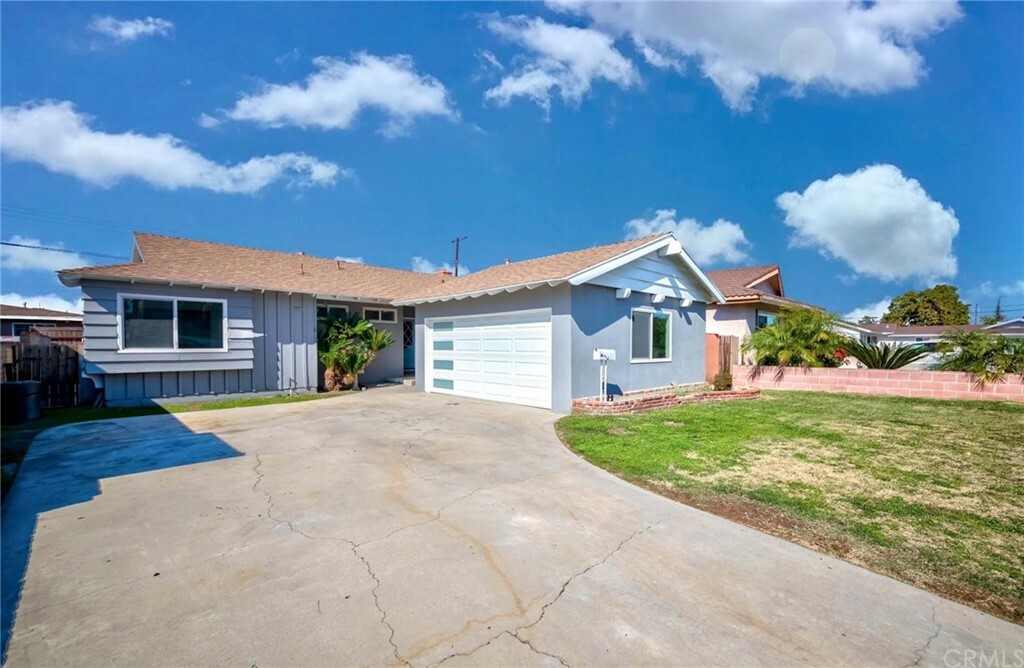 12133 Gneiss Avenue  Downey CA 90242 photo