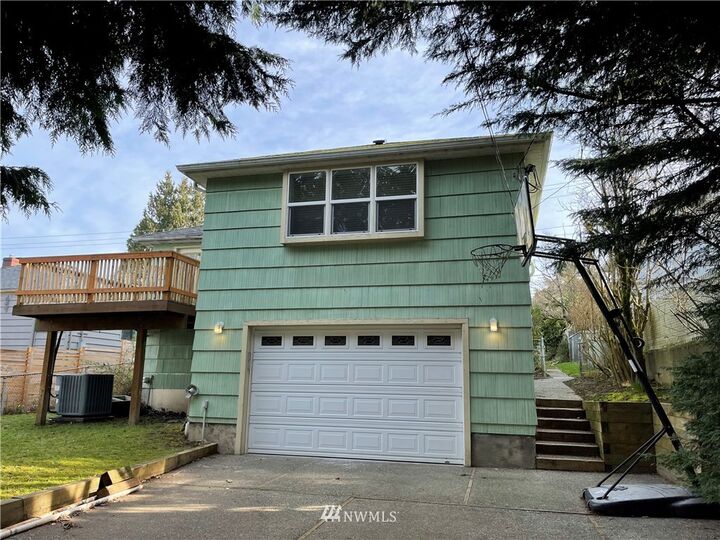 Property Photo:  5915 39th Avenue SW  WA 98136 