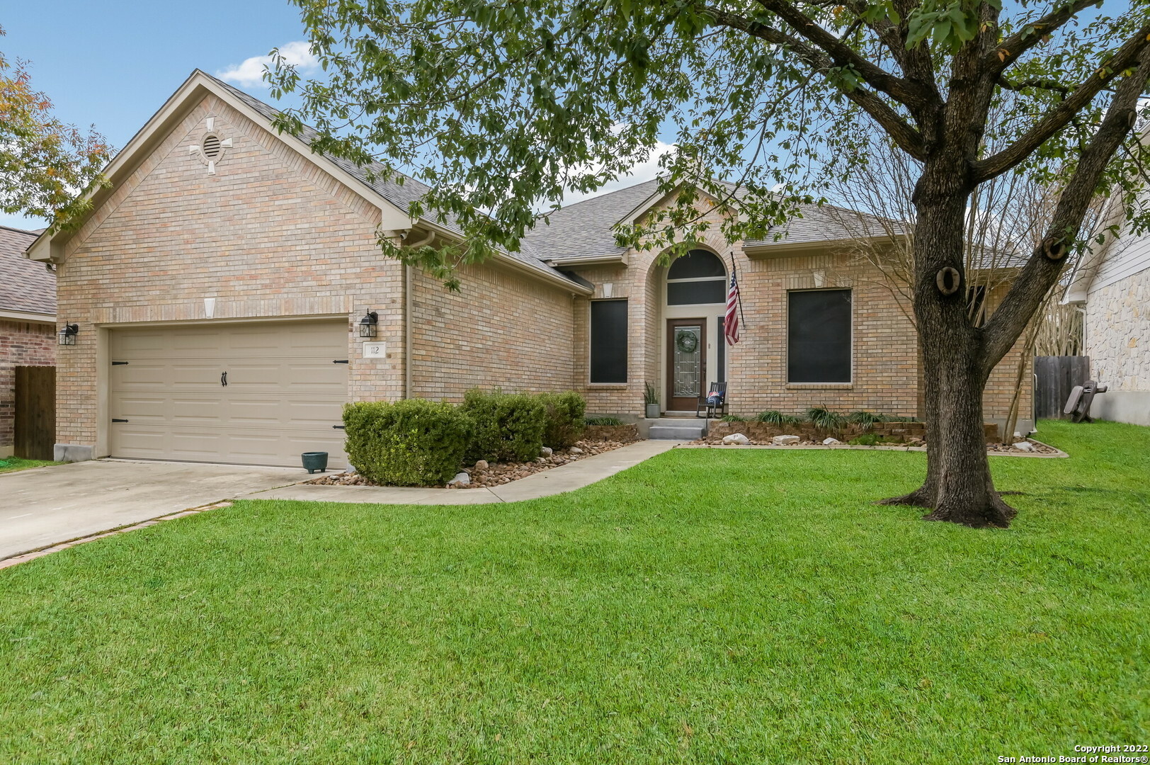 Property Photo:  112 Summit View  TX 78108 