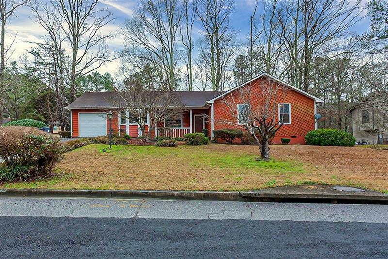 Property Photo:  2830 Fox Hall Lane N  GA 30349 