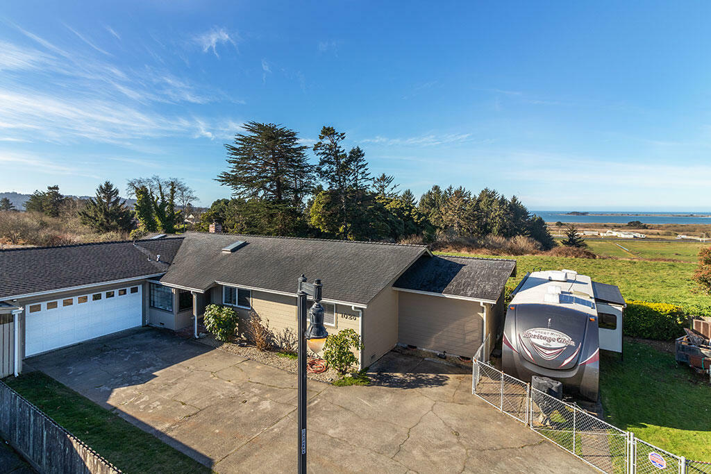Property Photo: 1025 Barview Court CA 95503