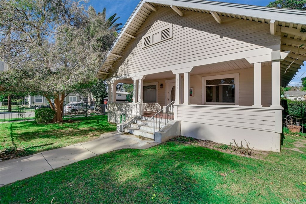 Property Photo:  4295 10th Street  CA 92501 