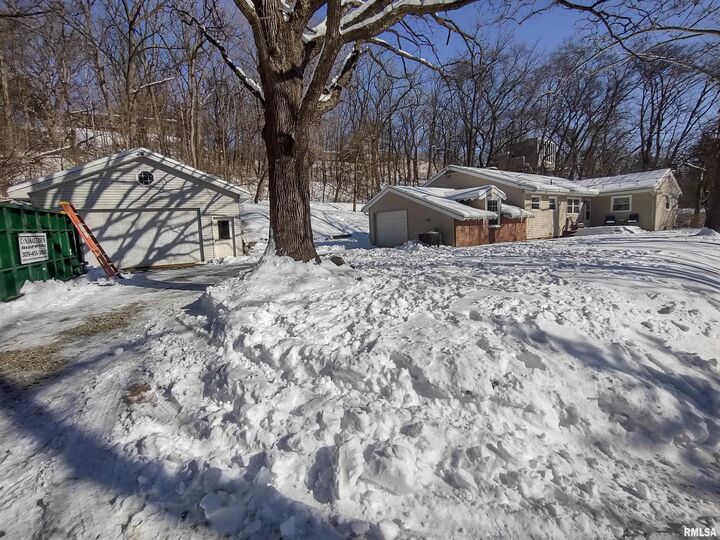 1126 N Lower Skyline  East Peoria IL 61611 photo